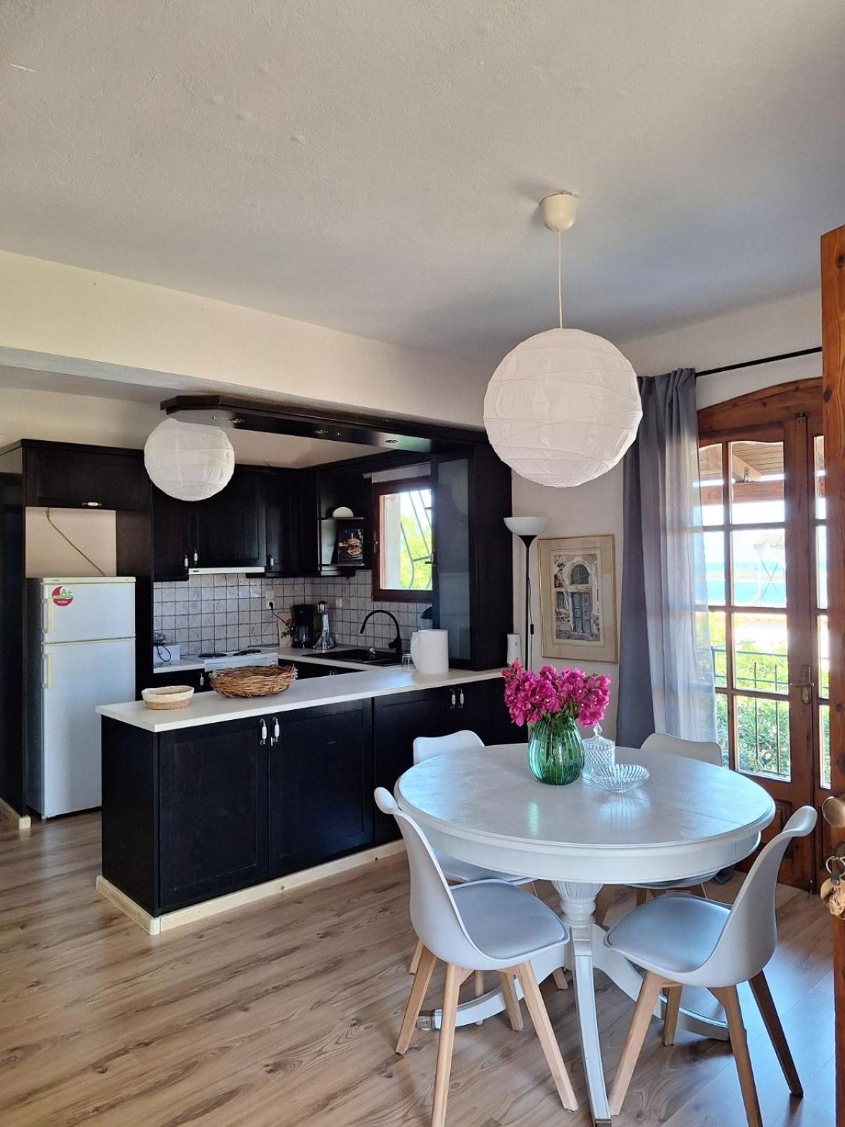 4 εποχές Holiday home Amaliapoli